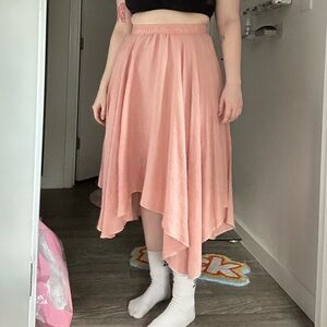 beautiful peach skirt